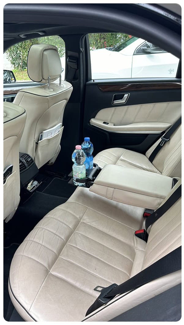 Vehicul interior 1