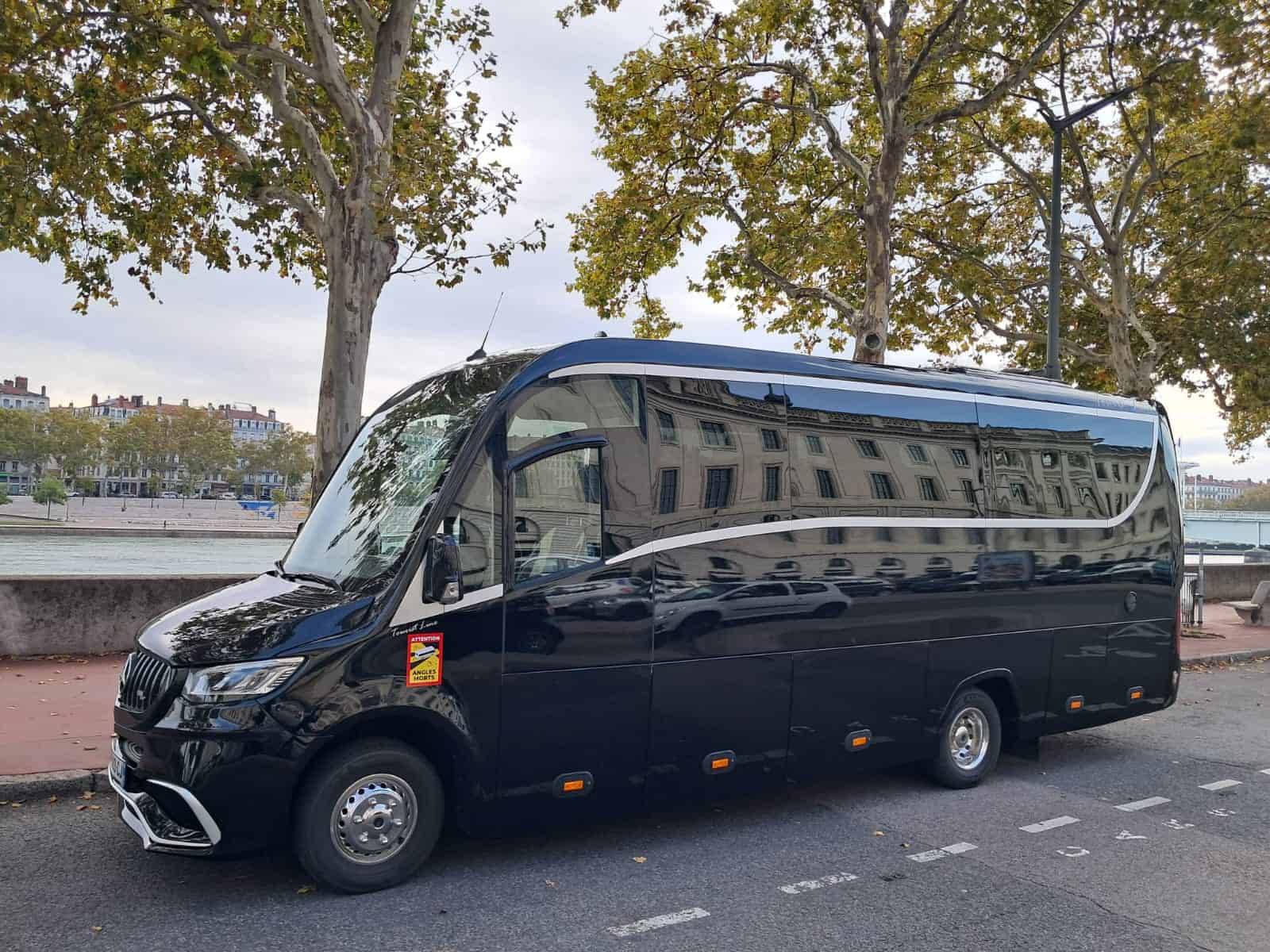 Mercedes Sprinter minibus Alpe d'Huez